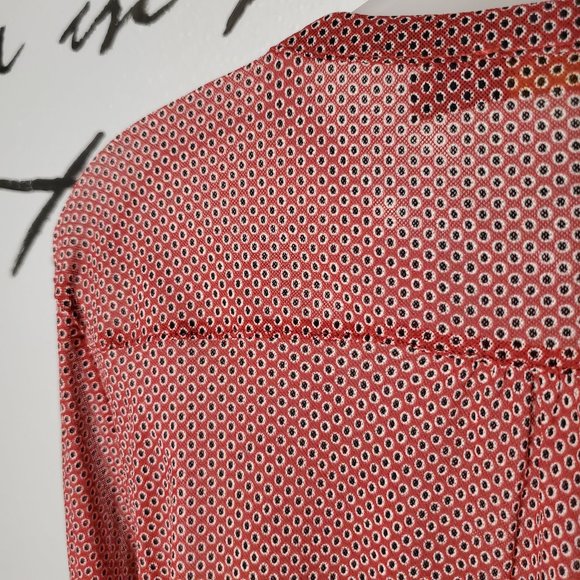 Outback Red Long Sleeve Blouse w/ Half Button Up, XL - Picture 4 of 7